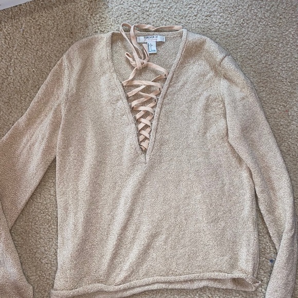 beachy sweater - Picture 3 of 4